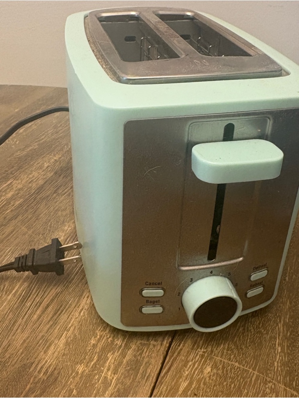 Retro Mint 2-Slice Toaster - Mint Green and Stainless